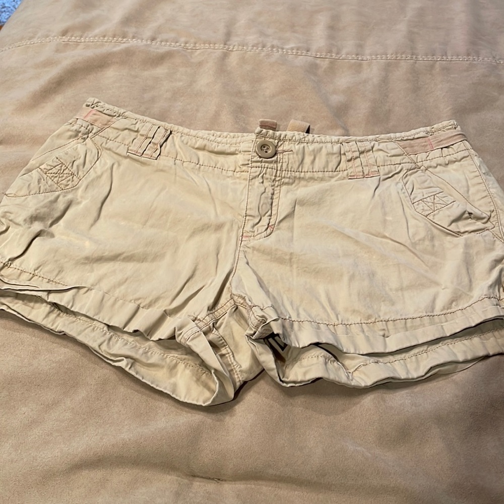 AE khaki shorts size 10